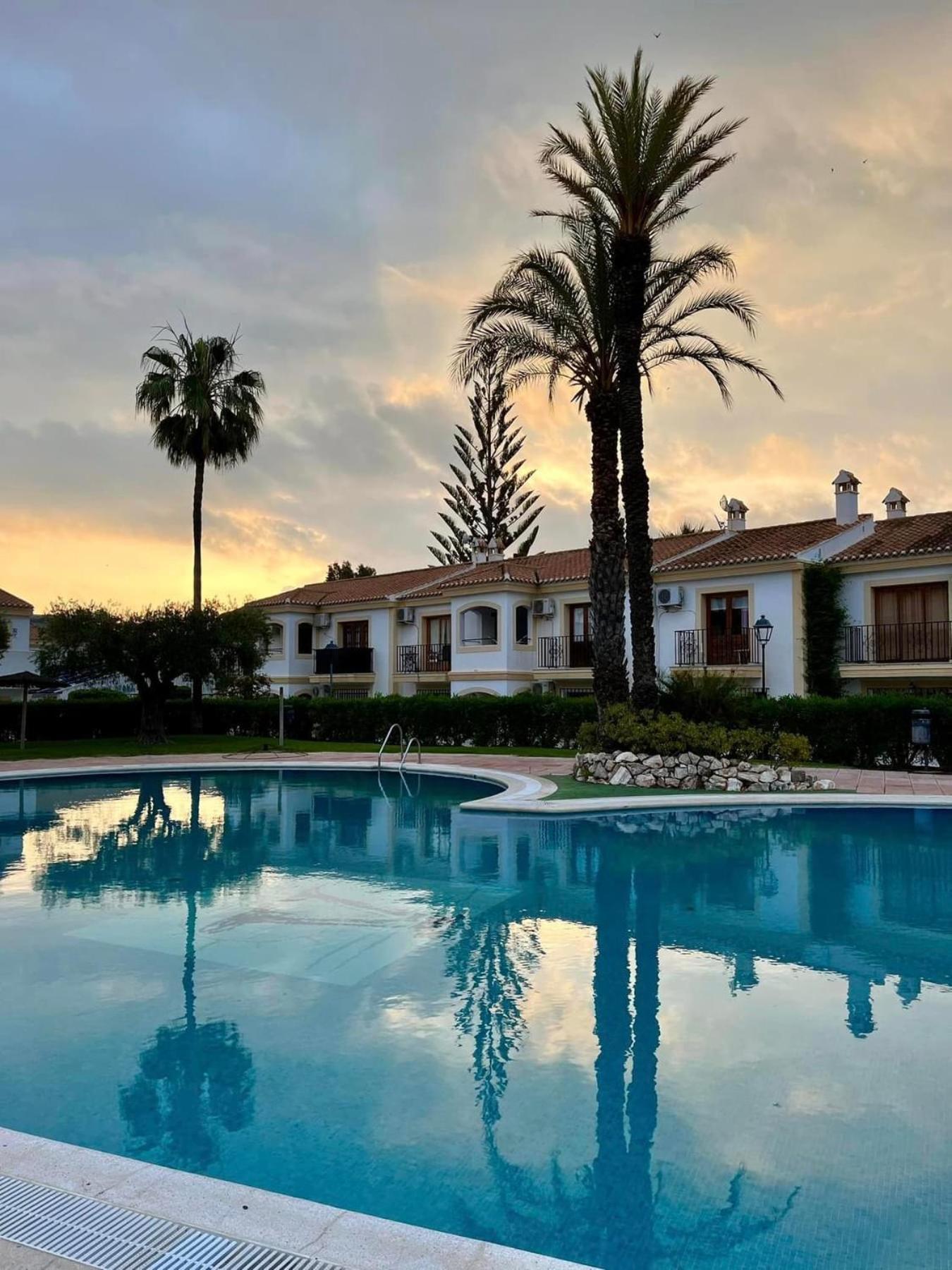 Playas de Vera Apartamento Esquina Verde En Vera Coast מראה חיצוני תמונה
